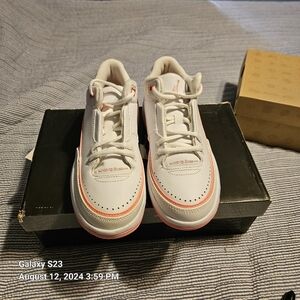 Jordan 2.5 woman's shoe